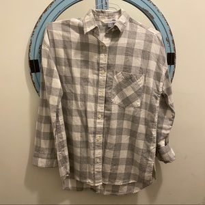 Women’s Checkered Button Down Top